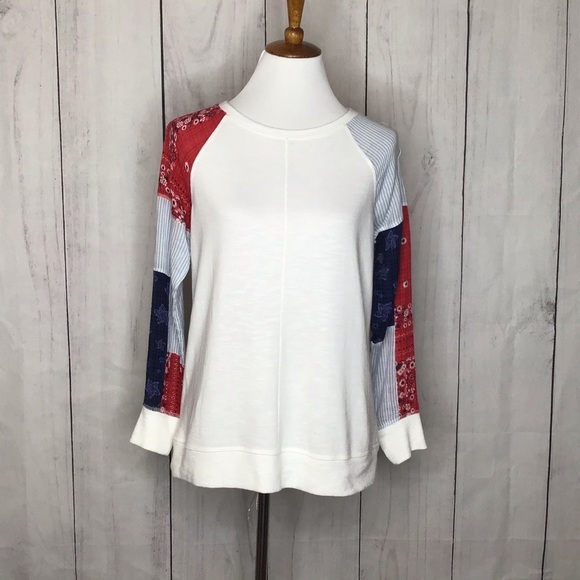 Style & Co Red,White and Blue Patchwork Sleeve Lightweight Pullover Top Sz XS - Picture 2 of 8